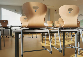 智慧教室管理设备