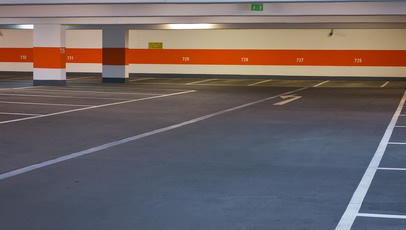 智能停车场的耐磨地坪