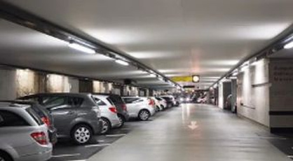 停车场智能灯赋能智能停车场