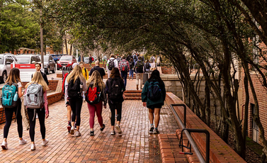 智慧校园学生手环应用