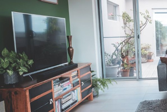 AI为主导的智能电视解决方案